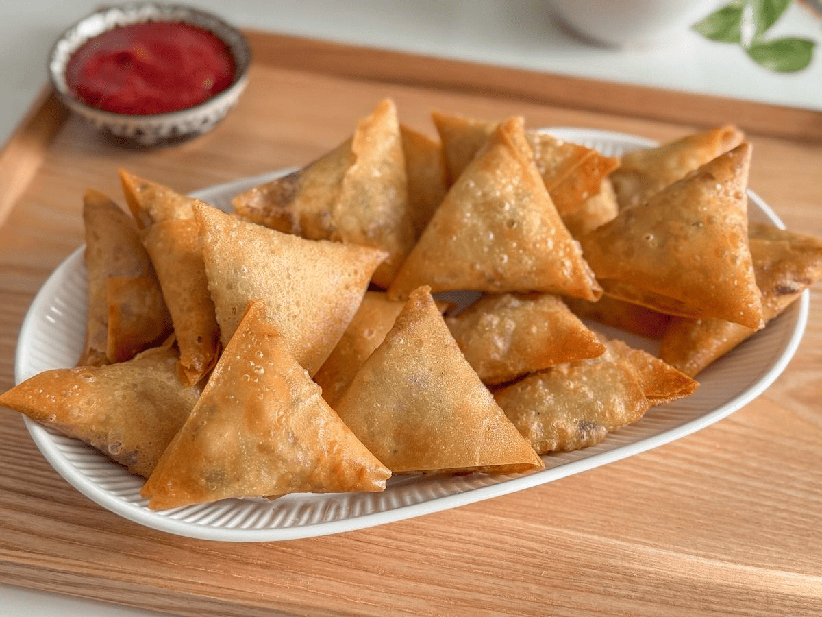 MEAT SAMOSAS