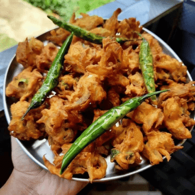 VEGETABLE PAKORAS